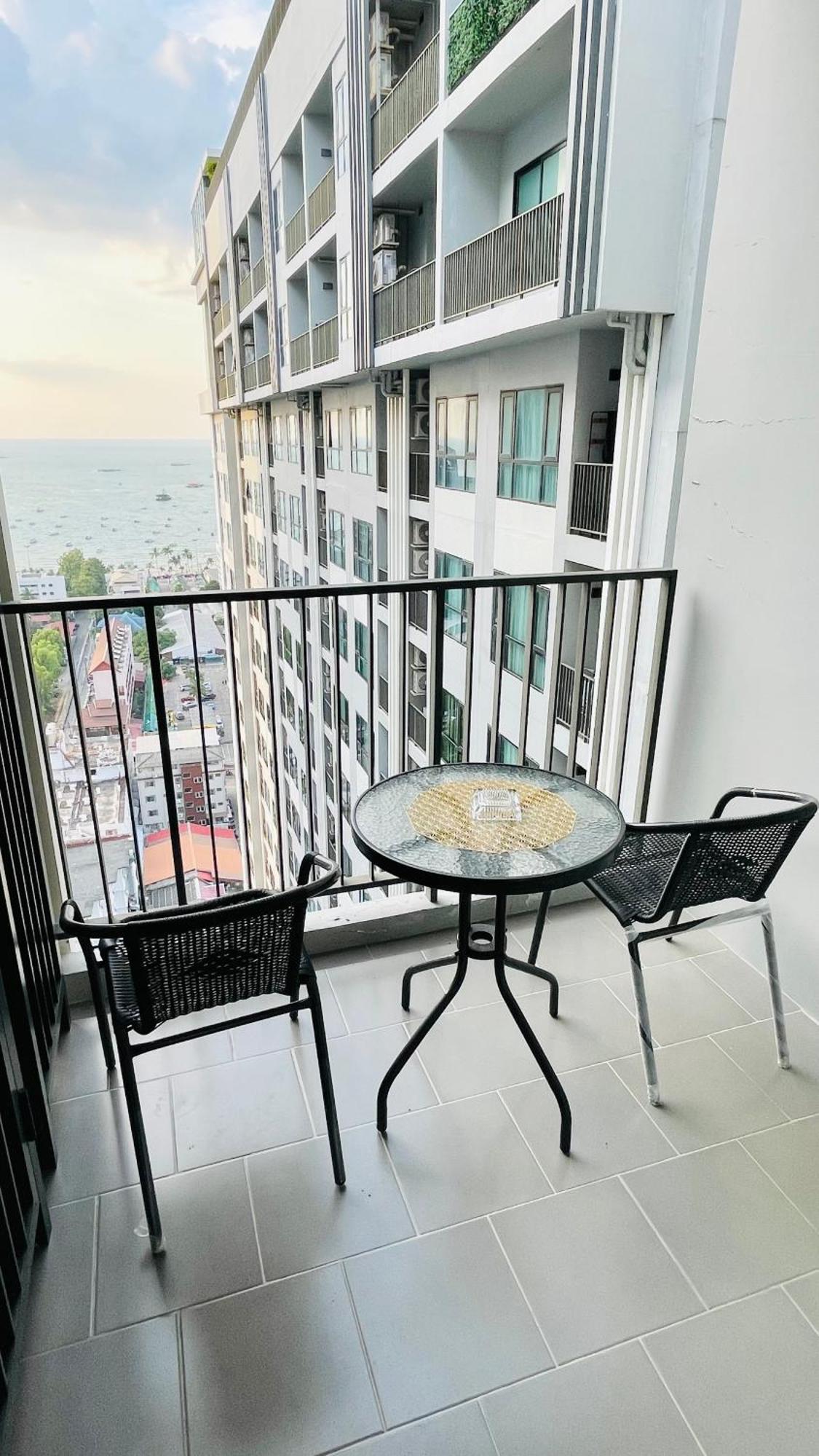 The Base Condo 2 Bed 2 Bath By Pupu Pattaya Exteriér fotografie