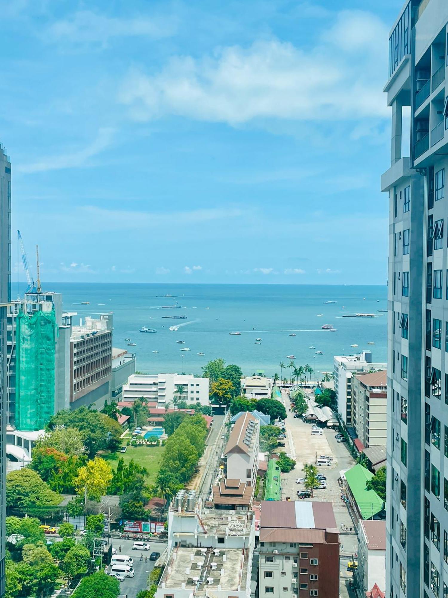 The Base Condo 2 Bed 2 Bath By Pupu Pattaya Exteriér fotografie